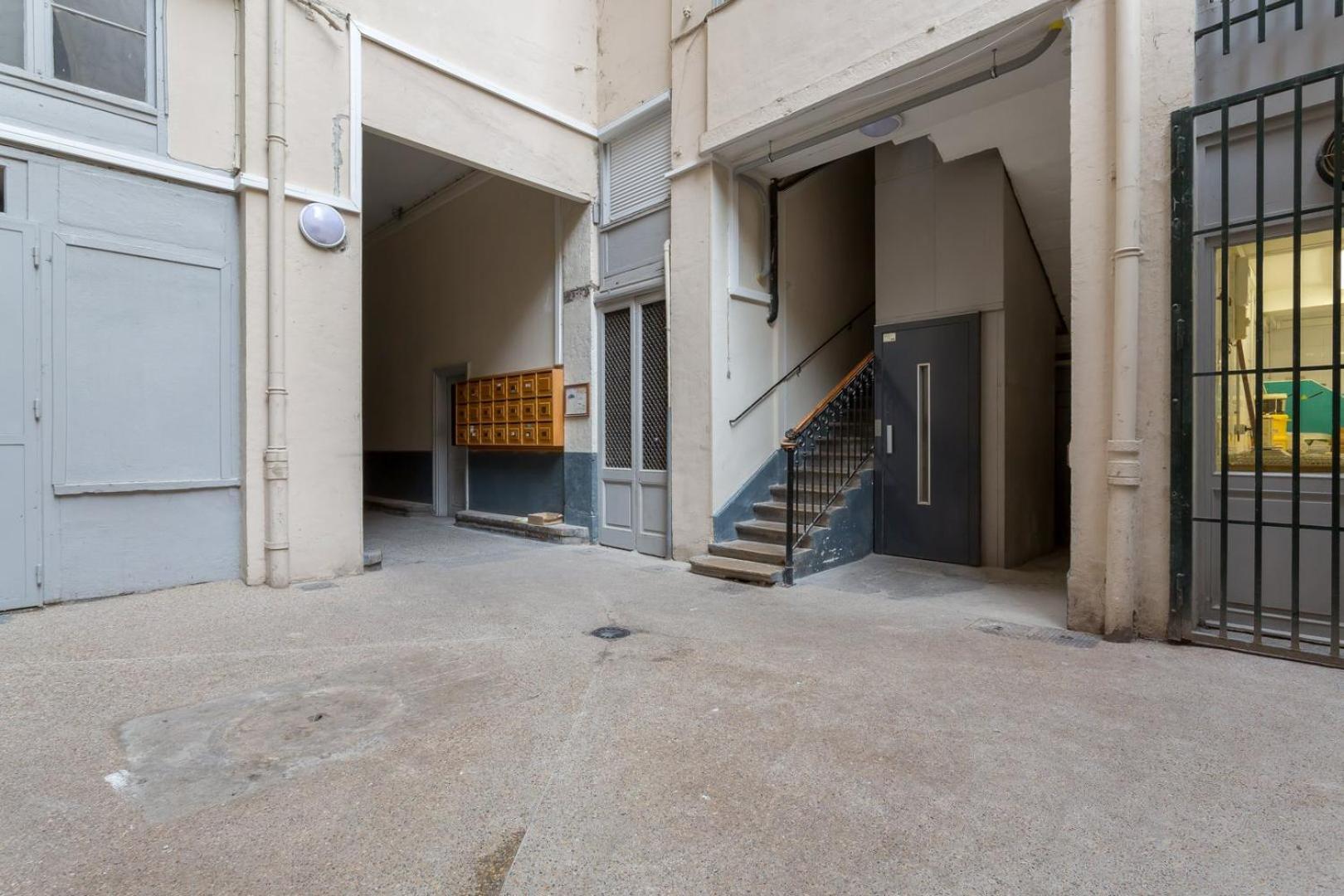 Patchwork - Location Meuble T2 - Lyon 2 Apartment Luaran gambar